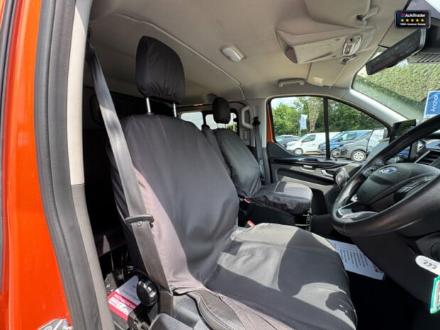 Ford Transit Custom Crew Cab [SOLD SM] AUTO SWB L1H1 320 Sport Air Con Cam Sensors EURO 6 NO VA 18