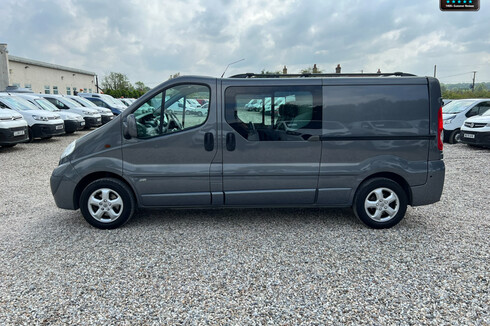 Vauxhall Vivaro Crew Van Sportive LWB L2H1 115 Cdti SE Air Alloys NO VAT