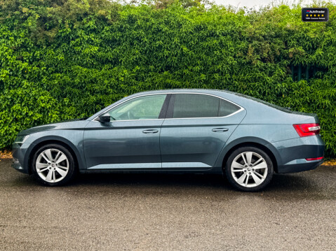 Skoda Superb 1.4 TSI ACT SE L Executive Hatchback 5dr Petrol AUTO DSG Euro 6 (150 ps) 34