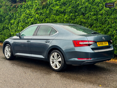 Skoda Superb 1.4 TSI ACT SE L Executive Hatchback 5dr Petrol AUTO DSG Euro 6 (150 ps) 6