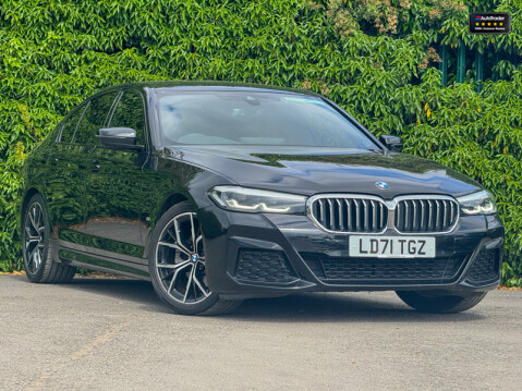 BMW 5 Series 520i MHT M Sport Saloon 4dr Petrol Hybrid Steptronic Euro 6 (s/s) (184 ps) 2