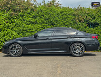 BMW 5 Series 520i MHT M Sport Saloon 4dr Petrol Hybrid Steptronic Euro 6 (s/s) (184 ps) 5
