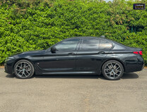 BMW 5 Series 520i MHT M Sport Saloon 4dr Petrol Hybrid Steptronic Euro 6 (s/s) (184 ps) 39