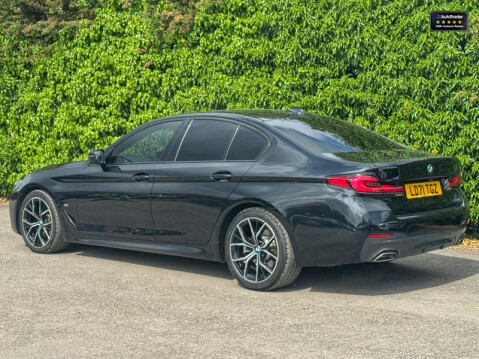 BMW 5 Series 520i MHT M Sport Saloon 4dr Petrol Hybrid Steptronic Euro 6 (s/s) (184 ps) 40