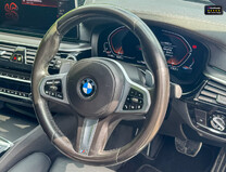 BMW 5 Series 520i MHT M Sport Saloon 4dr Petrol Hybrid Steptronic Euro 6 (s/s) (184 ps) 11