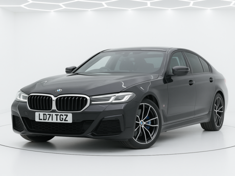 BMW 5 Series 520i MHT M Sport Saloon 4dr Petrol Hybrid Steptronic Euro 6 (s/s) (184 ps)