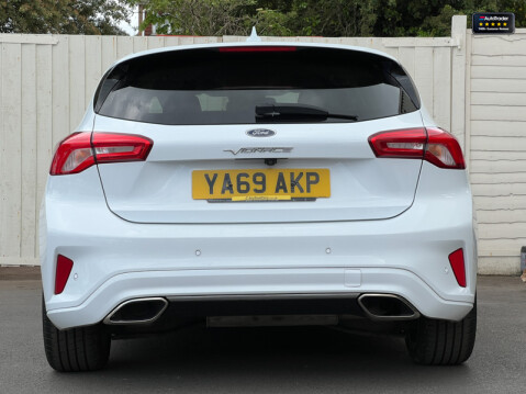 Ford Focus 1.5 EcoBlue Vignale Hatchback 5dr Diesel Auto Euro 6 (s/s) (120 ps)[Tadley] 8