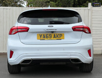 Ford Focus 1.5 EcoBlue Vignale Hatchback 5dr Diesel Auto Euro 6 (s/s) (120 ps)[Tadley] 8