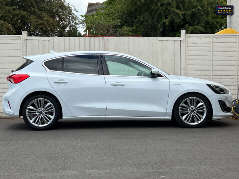 Ford Focus 1.5 EcoBlue Vignale Hatchback 5dr Diesel Auto Euro 6 (s/s) (120 ps)[Tadley] 5