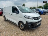 Vauxhall Vivaro SWB L1H1 Low Roof F3100 Dynamic Air Con Sensors EURO 6 4