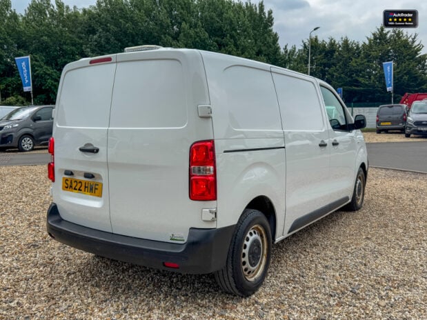 Vauxhall Vivaro SWB L1H1 Low Roof F3100 Dynamic Air Con Sensors EURO 6 6