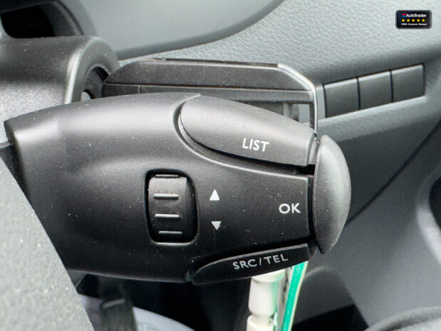 Vauxhall Vivaro SWB L1H1 Low Roof F3100 Dynamic Air Con Sensors EURO 6 21