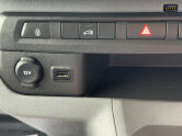 Vauxhall Vivaro SWB L1H1 Low Roof F3100 Dynamic Air Con Sensors EURO 6 33