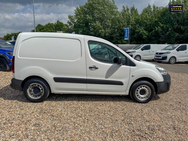 Citroen Berlingo SWB L1H1 [SOLD CM] Low Roof 625 Cruise Control EURO 6 NO VAT 5