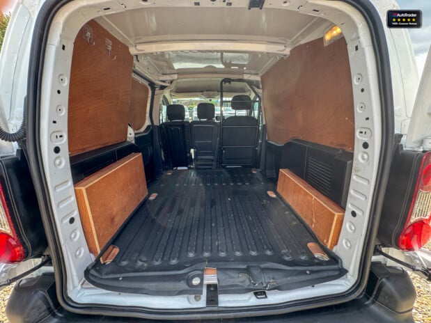 Citroen Berlingo SWB L1H1 [SOLD CM] Low Roof 625 Cruise Control EURO 6 NO VAT 9