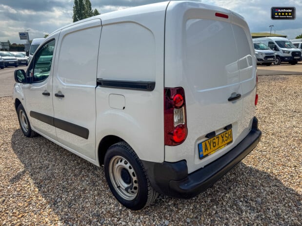 Citroen Berlingo SWB L1H1 [SOLD CM] Low Roof 625 Cruise Control EURO 6 NO VAT 10
