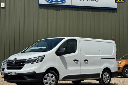 Renault Trafic SWB L1H1 Low Roof Sl28 Business Plus Air Con Sensors EURO 6
