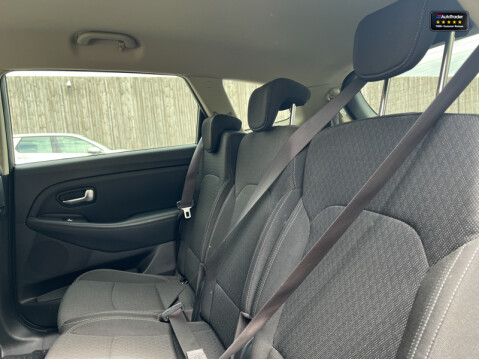 Kia Carens 1.6 GDi 2 MPV 5dr Petrol Manual Euro 6 (s/s) (133 bhp)[Tadley] 13