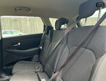 Kia Carens 1.6 GDi 2 MPV 5dr Petrol Manual Euro 6 (s/s) (133 bhp)[Tadley] 13