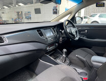 Kia Carens 1.6 GDi 2 MPV 5dr Petrol Manual Euro 6 (s/s) (133 bhp)[Tadley] 14