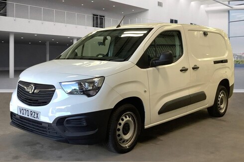 Vauxhall Combo LWB L2H1 2300 Dynamic Air Con Sensors EURO 6 NO VAT