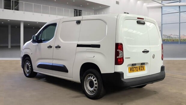 Vauxhall Combo LWB L2H1 2300 Dynamic Air Con Sensors EURO 6 NO VAT 3