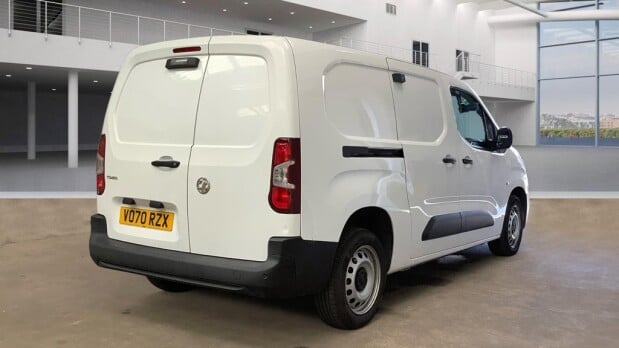 Vauxhall Combo LWB L2H1 2300 Dynamic Air Con Sensors EURO 6 NO VAT 4