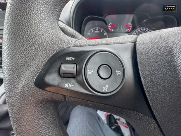 Vauxhall Combo LWB L2H1 2300 (SOLD CM) Dynamic Air Con Sensors EURO 6 NO VAT 17