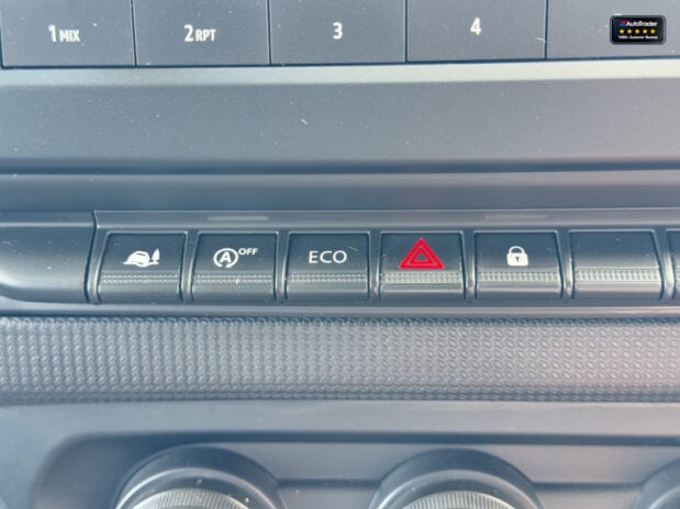 Nissan Primastar LWB L2H1 Dci Visia 2.0 dCi 30 Euro 6 (s/s) (110 ps) 6 SPEED 28
