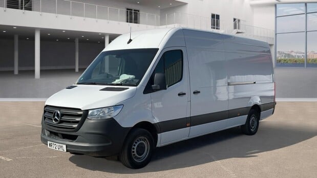 Mercedes-Benz Sprinter LWB L3H2 [SOLD MM] High Roof 315 Cdi Progressive RWD Carplay EURO 6 1