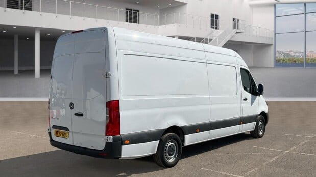 Mercedes-Benz Sprinter LWB L3H2 [SOLD MM] High Roof 315 Cdi Progressive RWD Carplay EURO 6 4
