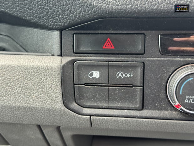 Volkswagen Crafter AIR CON! MWB L2H2 High Roof Cr35 Tdi Startline AIR CON! EURO 6 30