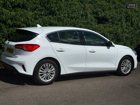 Ford Focus (Sold) 1.0T EcoBoost Titanium Hatchback 5dr Petrol Auto Euro 6 (s/s) (125 p 3