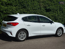 Ford Focus (Sold) 1.0T EcoBoost Titanium Hatchback 5dr Petrol Auto Euro 6 (s/s) (125 p 28
