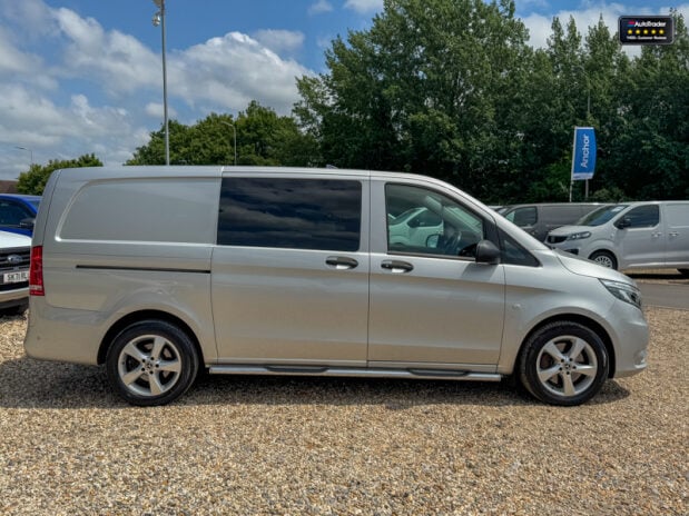 Mercedes-Benz Vito AUTO CrewCab LWB L2 119 Bluetec Sport 5 Seat Sony 6