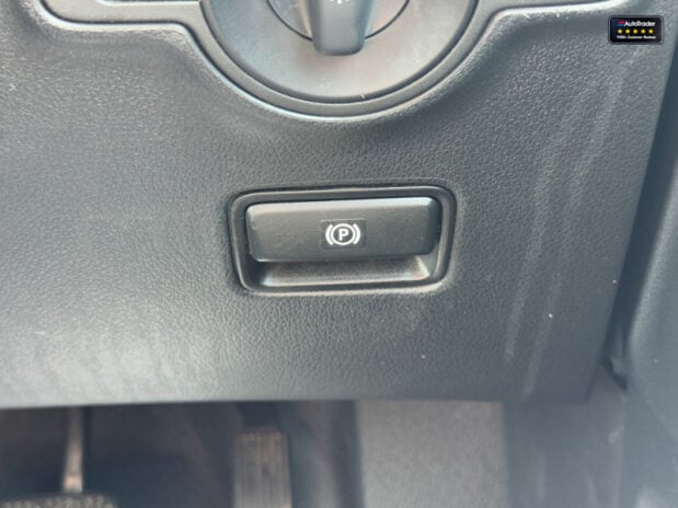 Mercedes-Benz Vito AUTO CrewCab LWB L2 119 Bluetec Sport 5 Seat Sony 28