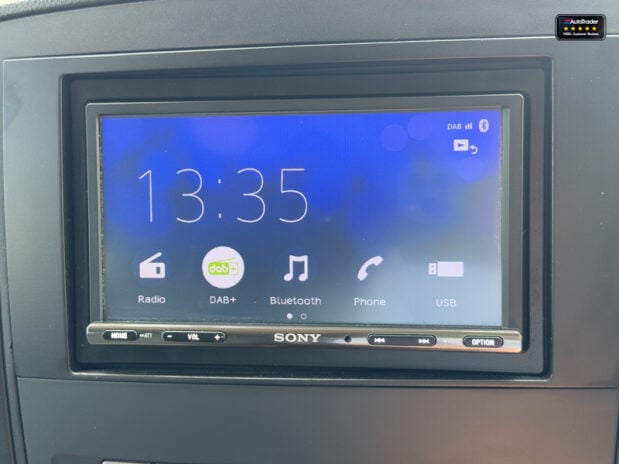 Mercedes-Benz Vito AUTO CrewCab LWB L2 119 Bluetec Sport 5 Seat Sony 33