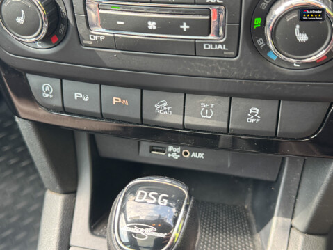 Skoda Yeti Outdoor 2.0 TDI Laurin & Klement Outdoor 5dr Diesel DSG 4WD Euro 6 (s/s) (150 ps) 26
