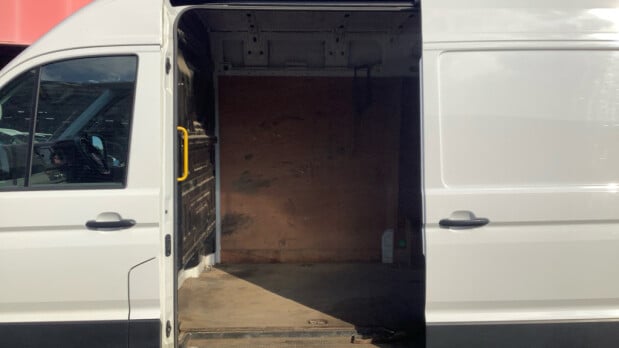 Volkswagen Crafter MWB L2 High Roof Cr35 Tdi Trendline Air Con Sensors EURO 6 8