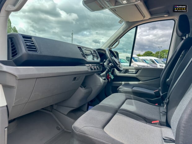 Volkswagen Crafter MWB L2 High [SOLD MM] Roof Cr35 Tdi Trendline Air Con Sensors EURO 6 12