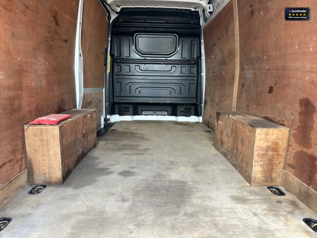 Volkswagen Crafter MWB L2 High [SOLD MM] Roof Cr35 Tdi Trendline Air Con Sensors EURO 6 9