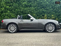 Fiat 124 Spider 1.4 MultiAir Lusso Convertible 2dr Petrol Euro 6 (140 ps) 3