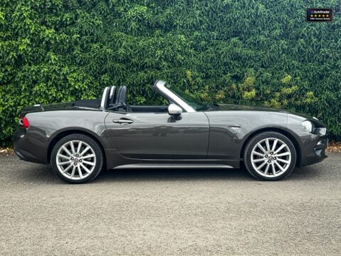 Fiat 124 Spider 1.4 MultiAir Lusso Convertible 2dr Petrol Euro 6 (140 ps) 30