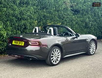 Fiat 124 Spider 1.4 MultiAir Lusso Convertible 2dr Petrol Euro 6 (140 ps) 29