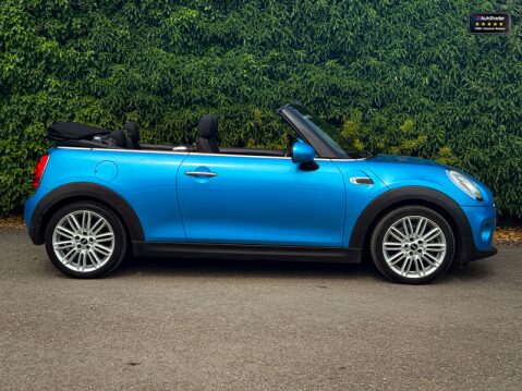 Mini Convertible 1.5 Cooper Convertible 2dr Petrol Manual Euro 6 (s/s) (136 ps) 29