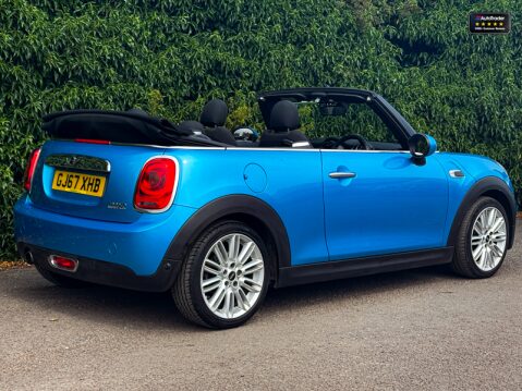 Mini Convertible 1.5 Cooper Convertible 2dr Petrol Manual Euro 6 (s/s) (136 ps) 3