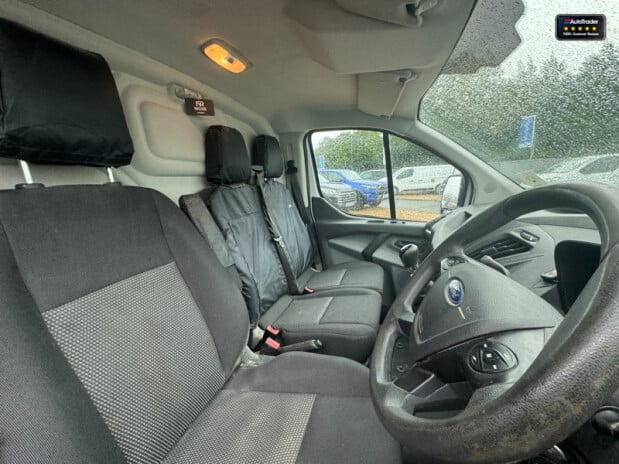 Ford Transit Custom LWB L2H1 (SOLD CR) Low Roof Parking Sensors EURO 6 14