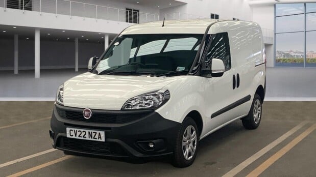Fiat Doblo SWB L1H1 Low Roof 16V Tecnico Multijet Ii Air Con Nav EURO 6 1