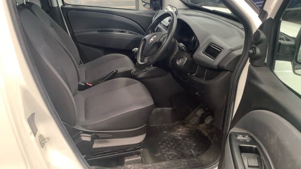 Fiat Doblo SWB L1H1 Low Roof 16V Tecnico Multijet Ii Air Con Nav EURO 6 7
