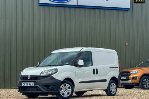 Fiat Doblo SWB L1H1 Low Roof 16V Tecnico Multijet Ii Air Con Nav EURO 6